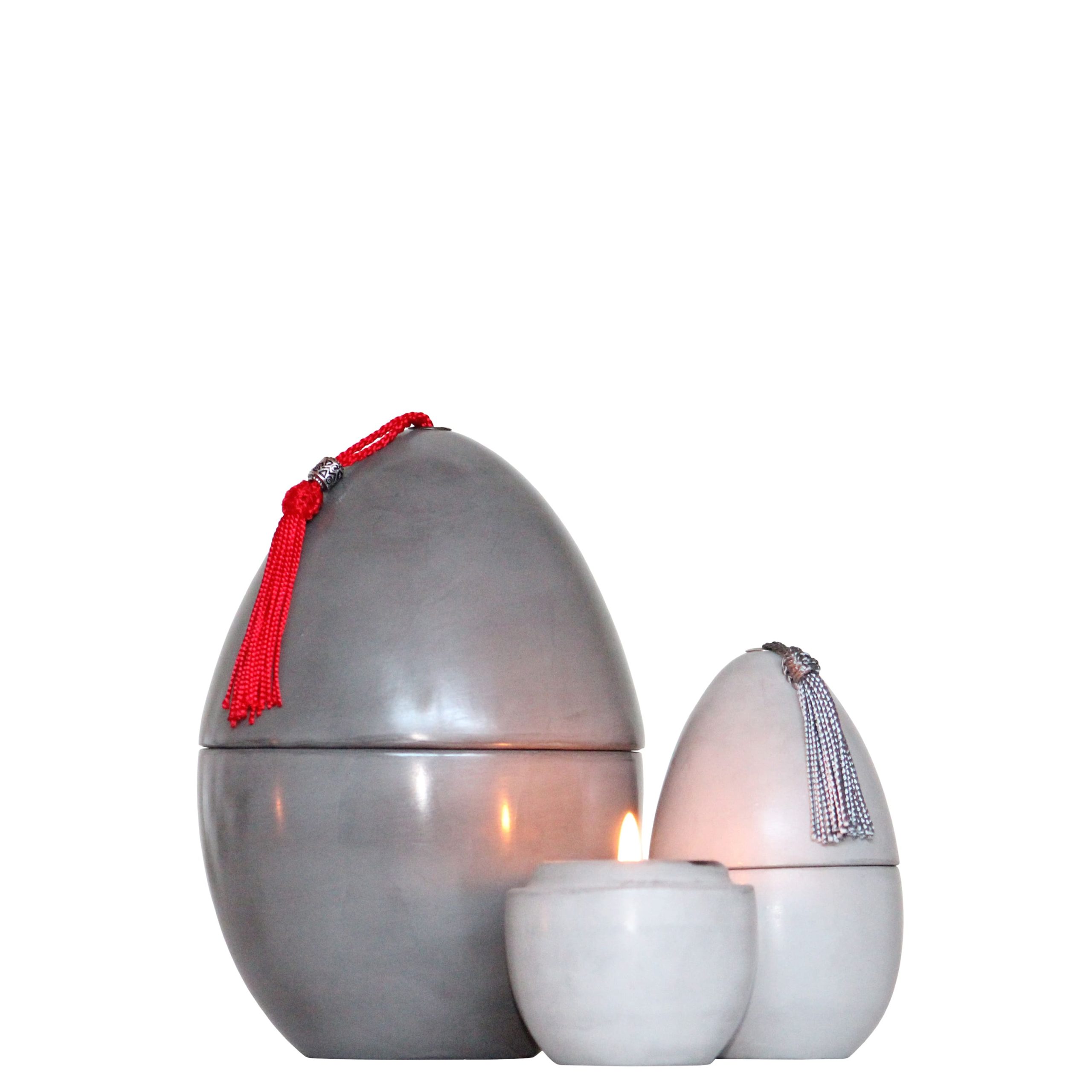 Q02B- OVO COM VELA .130 17X11CM-9.95€ 10X7CM-5.95€