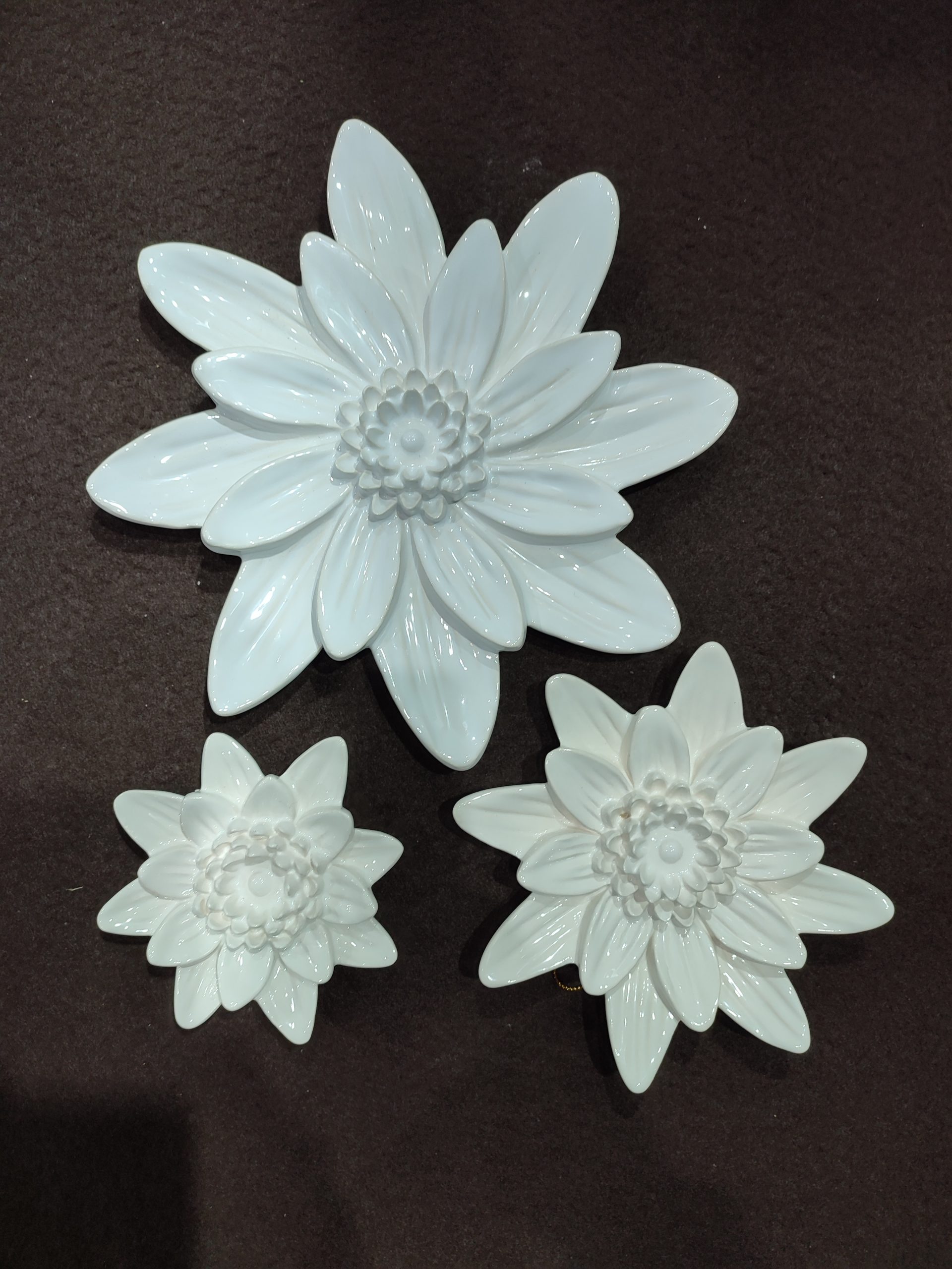 W251B- FLOR DE LÓTUS BRANCA 5X25X25CM-10.95€ 4X17X17CM-6.95€ 4X12X12CM-4.95€