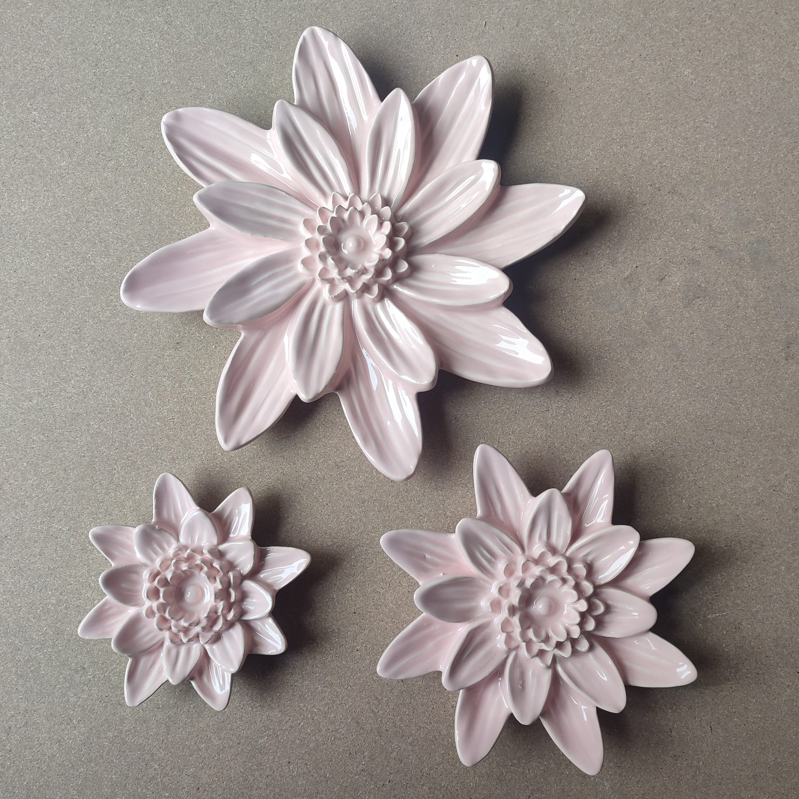 W251D- FLOR DE LÓTUS ROSA 5X25X25CM-10.95€ 4X17X17CM-6.95€ 4X12X12CM-4.95€